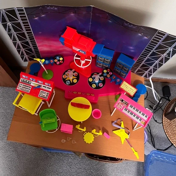 80's Arco Pop Star Stage ( Barbie size) - Picture 3 of 17